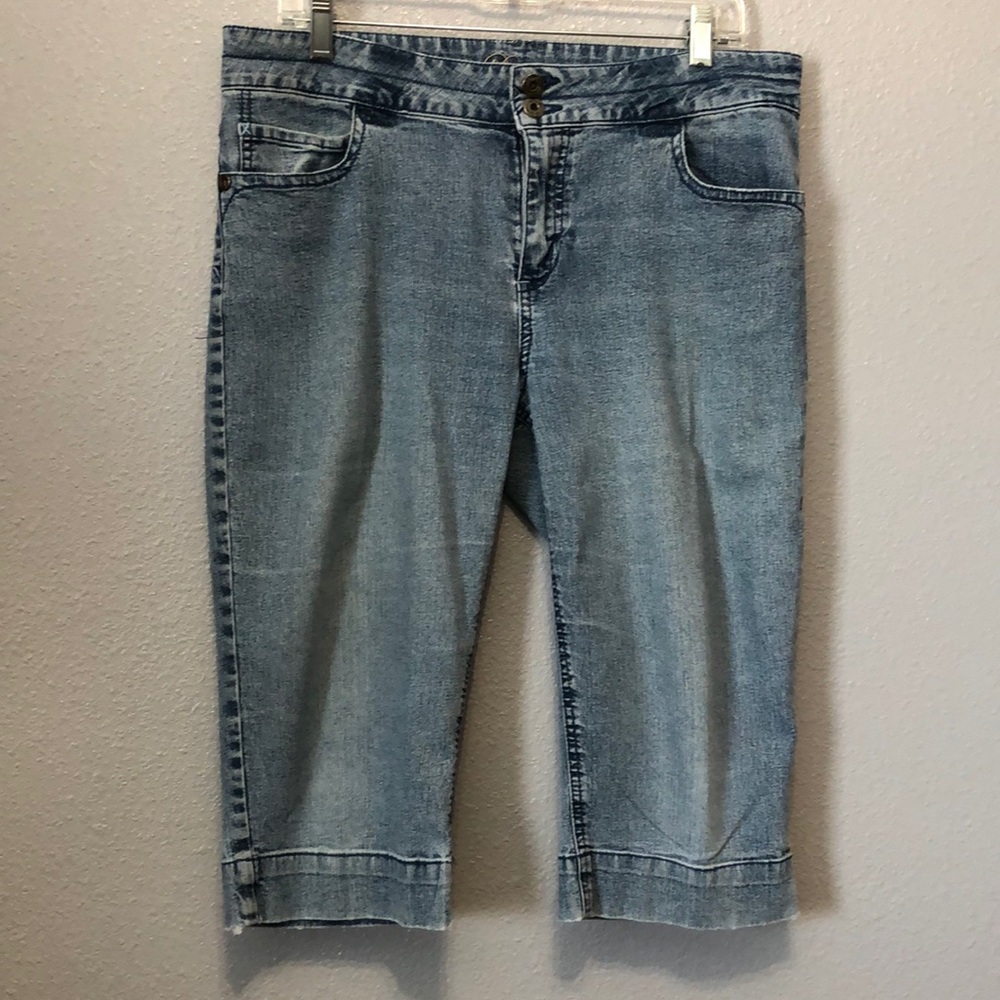 Y2K Duplex by Tyte jean capris women's 12 faded denim jean stretch blend EUC